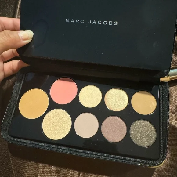 NIB Marc Jacobs Beauty Object of Desire Face and Eye Palette